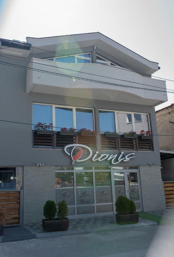 Dionis Rooms & Apartments Prilep Kültér fotó